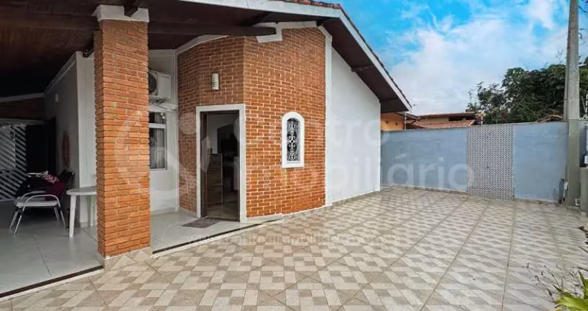 Casa à venda com 3 quartos em peruíbe, no bairro balneario sao joao batista