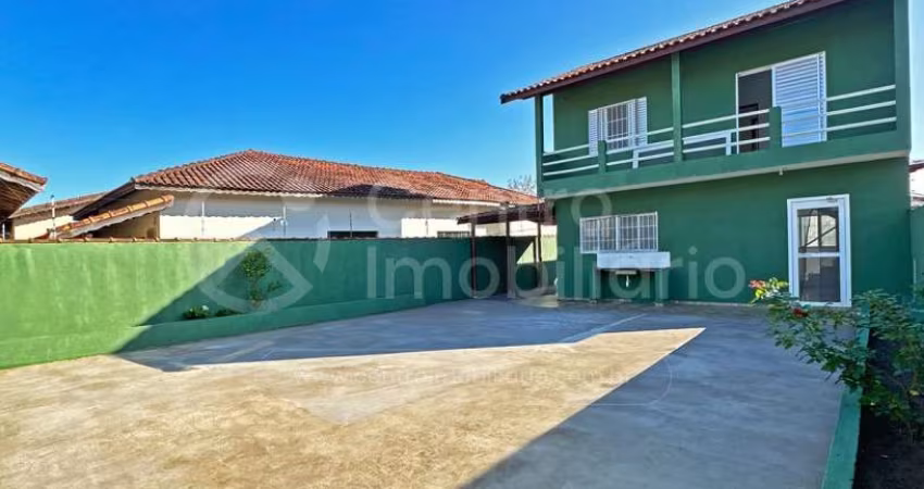 CASA à venda com 3 quartos em Peruíbe, no bairro Jardim Beira Mar