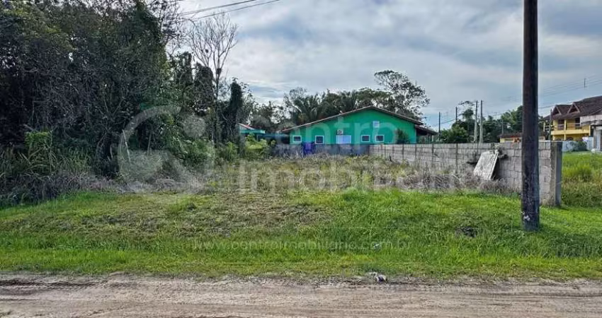 Terreno em condomínio fechado à venda no Jardim São Luis, Peruíbe 