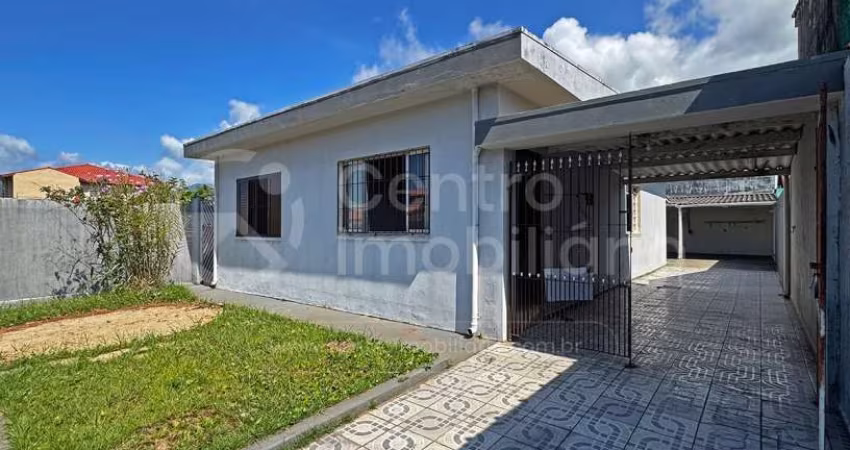 CASA à venda com 2 quartos em Peruíbe, no bairro Balneario Arpoador