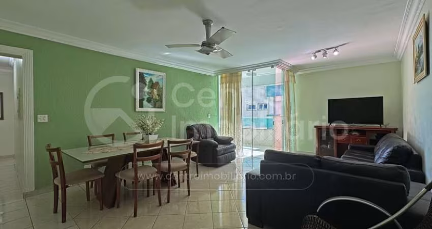 APARTAMENTO à venda com 3 quartos (1 suítes) em Peruíbe, no bairro Parque Balneario Oasis