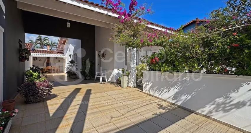 CASA à venda com 2 quartos em Peruíbe, no bairro Jardim Três Marias