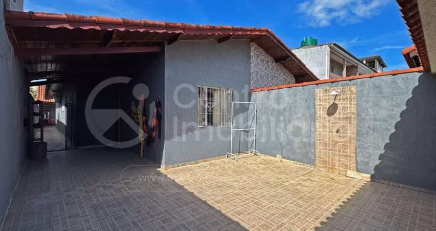 CASA à venda com 2 quartos em Peruíbe, no bairro Cidade Nova Peruíbe