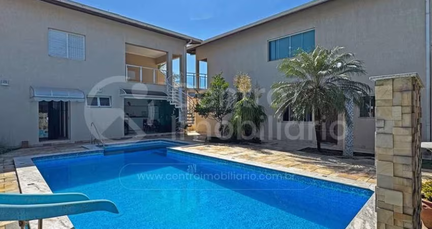 CASA à venda com 5 quartos em Peruíbe, no bairro Jardim Mar E Sol