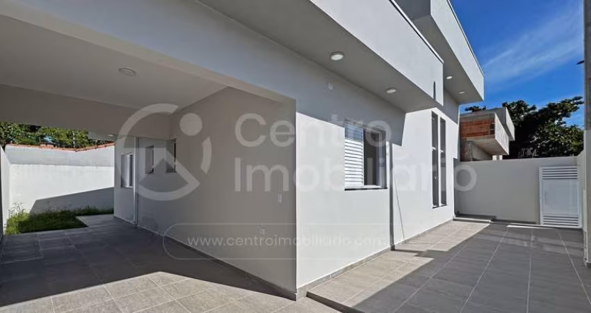 CASA à venda com 3 quartos em Peruíbe, no bairro Stella Maris