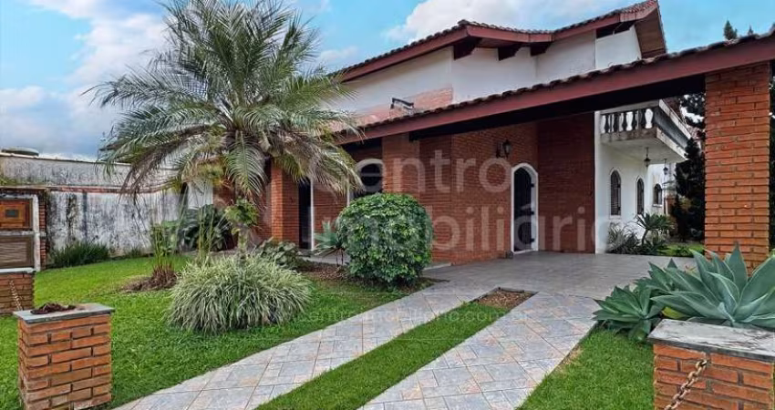 CASA à venda com 5 quartos em Peruíbe, no bairro Parque Balneario Oasis
