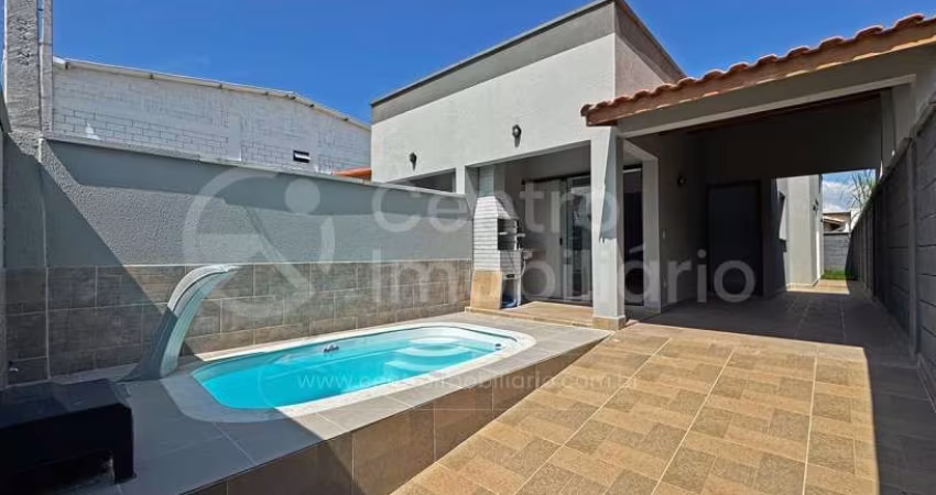 CASA à venda com piscina e 2 quartos em Peruíbe, no bairro Parque Balneario Oasis