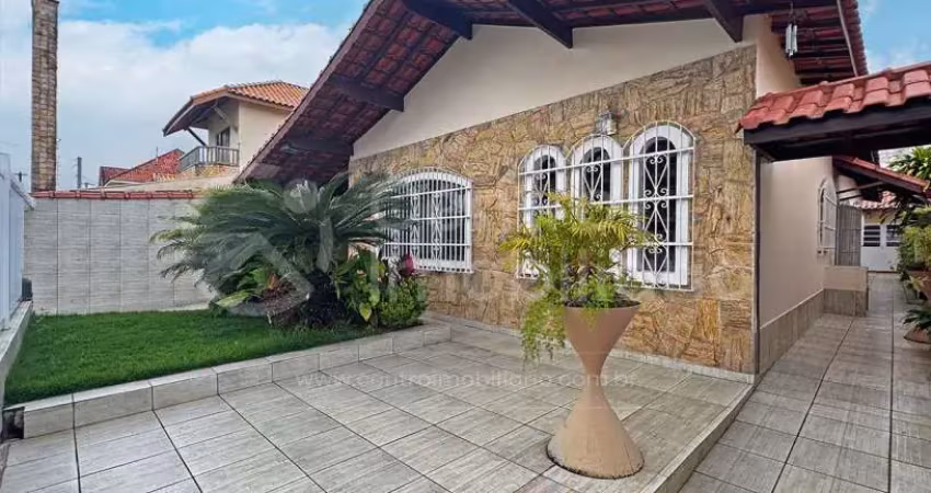 CASA à venda com 4 quartos em Peruíbe, no bairro Stella Maris