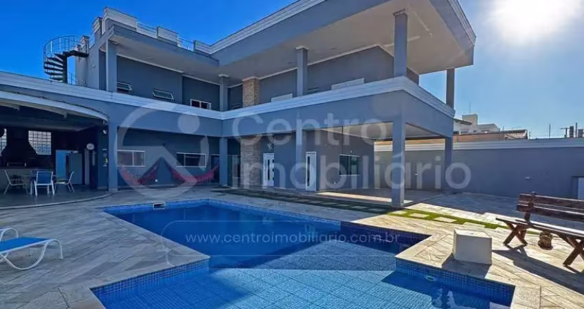 Casa à venda com piscina e 5 quartos em peruíbe, no bairro stella maris