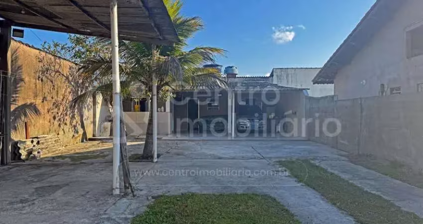 Casa com 1 quarto à venda na Vila Romar, Peruíbe 