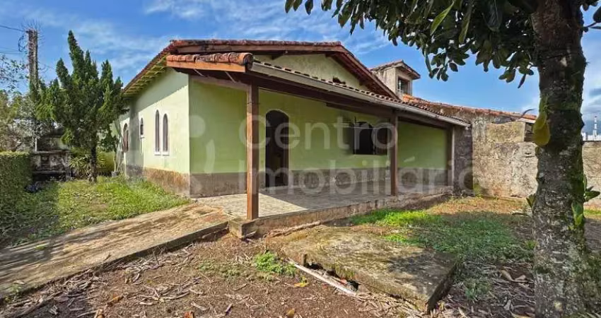 Casa à venda com 2 quartos em peruíbe, no bairro vila romar