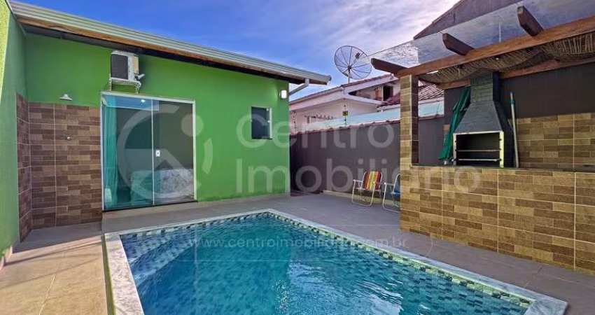 CASA à venda com piscina e 2 quartos em Peruíbe, no bairro Cidade Nova Peruíbe