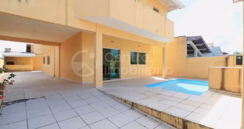 Casa à venda com piscina e 4 quartos em peruíbe, no bairro parque balneario oasis