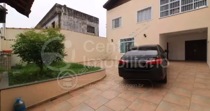Casa à venda com 4 quartos em peruíbe, no bairro belmira novaes