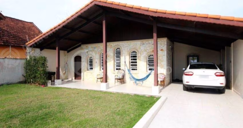 CASA à venda com 4 quartos em Peruíbe, no bairro Cidade Nova Peruíbe