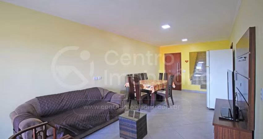 APARTAMENTO à venda com 3 quartos (3 suítes) em Peruíbe, no bairro Centro