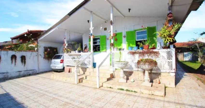 Casa à venda com 2 quartos em peruíbe, no bairro jardim três marias