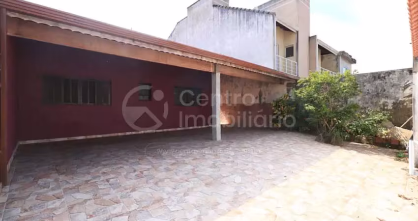 CASA à venda com 3 quartos em Peruíbe, no bairro Estancia Sao Jose