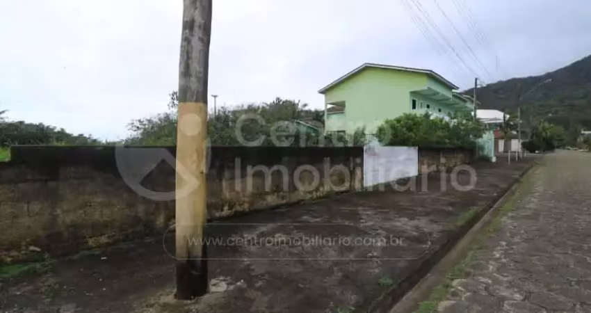 Terreno à venda no Guaraú, Peruíbe 