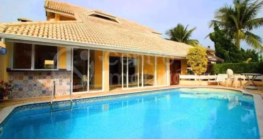 Casa à venda com piscina e 5 quartos em peruíbe, no bairro bougainvillee i