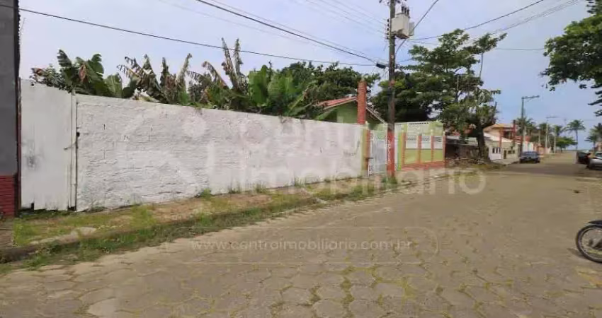 Terreno à venda no Balneário Stella Maris, Peruíbe 