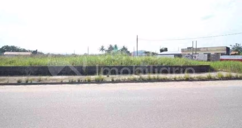 TERRENO à venda em Peruíbe, no bairro Jardim Somar