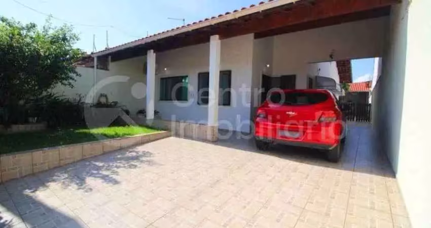 Casa à venda com 4 quartos em peruíbe, no bairro maria h novaes
