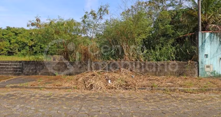 TERRENO à venda em Peruíbe, no bairro Jardim Belmar I