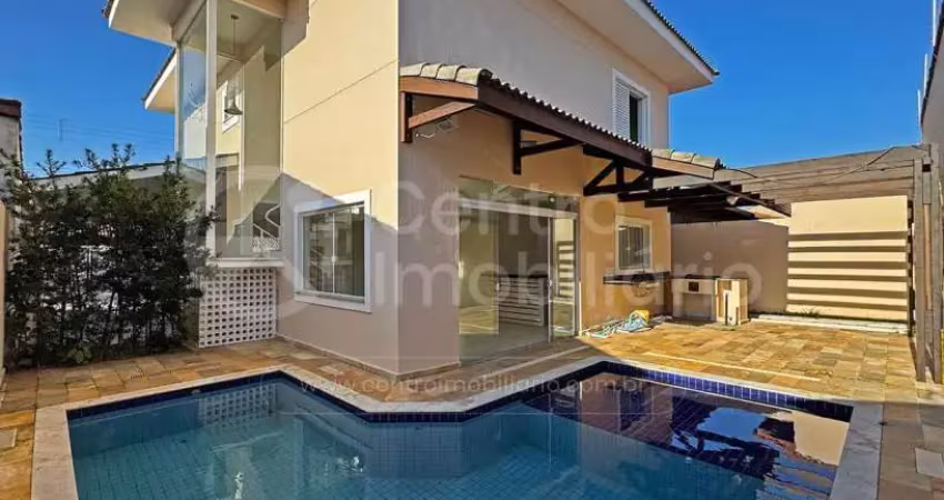 Casa à venda com piscina e 4 quartos em peruíbe, no bairro parque turistico