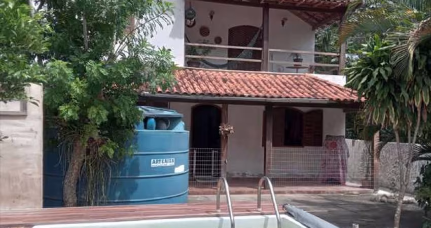 Casa para Venda em Saquarema, Jardim, 4 dormitórios, 2 banheiros, 2 vagas