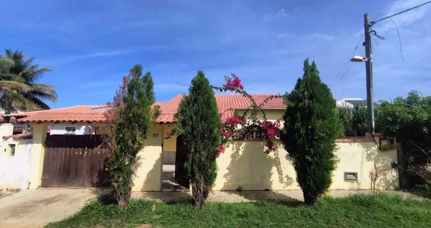 Casa para Venda em Saquarema, Jaconé (Sampaio Correia), 3 dormitórios, 2 suítes, 3 banheiros, 1 vaga