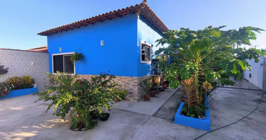 Casa para Venda em Araruama, Centro (Iguabinha), 2 dormitórios, 1 suíte, 2 banheiros, 1 vaga