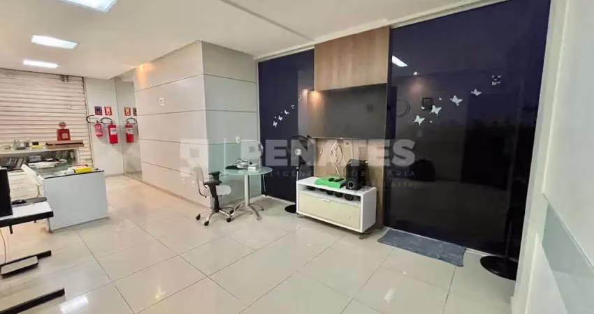 Imóvel misto (comercial e residencial) no bairro do tirol com 373m²