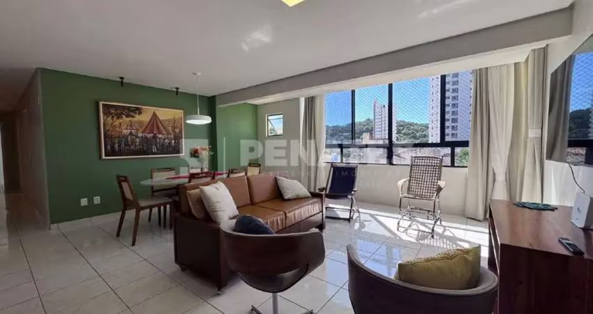 Apartamento no edifício solar tirol com 3 quartos sendo 2 suítes com 165m²