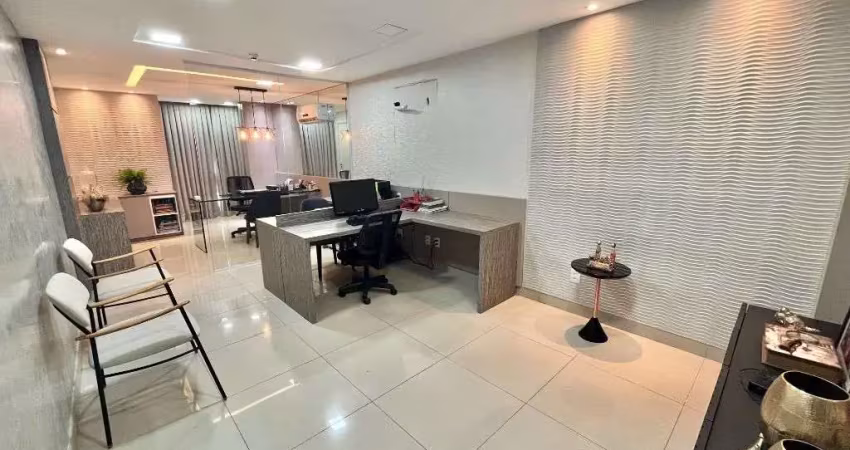 Sala comercial no tirol way office com projetados e mobilia.