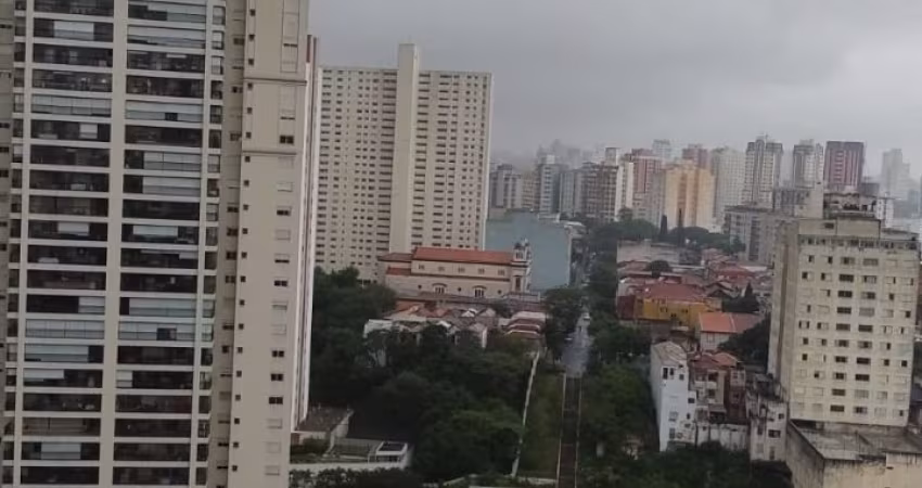 Apartamento a venda no bairro do Cambuci com 2 dormitórios