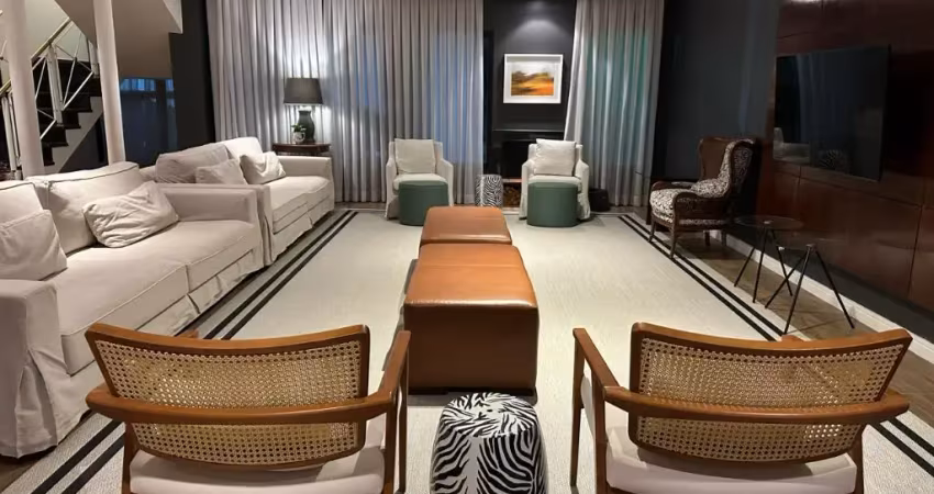Linda casa de condominio em São Roque com 503 metros com 4 dormitórios