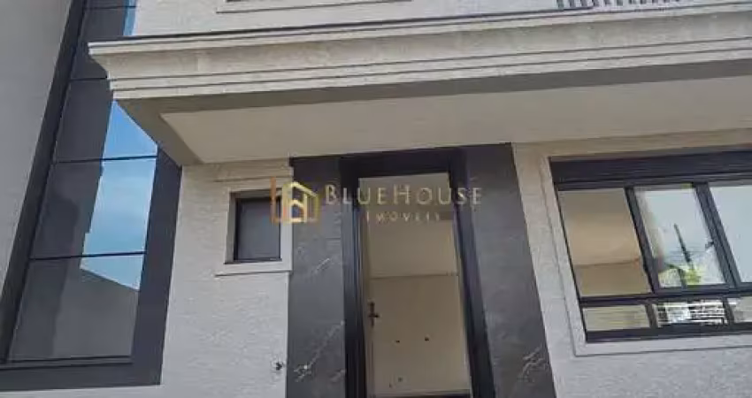 Casa com 3 quartos à venda na Rua Santa Brígida, Uberaba, Curitiba