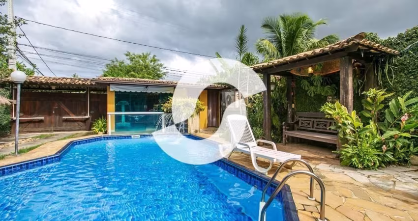 Casa de 248 m² na Doutor Cicero Barreto - Itaipu - Niterói - RJ, à venda por R$ 1.100.000