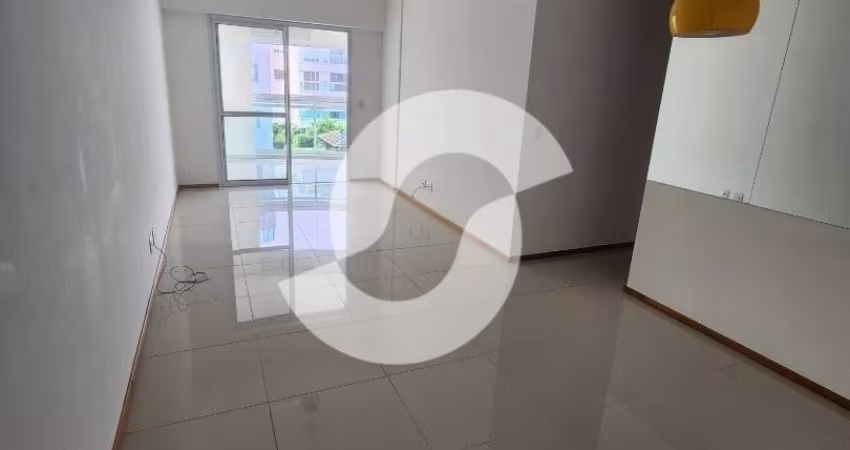 Apartamento de 80 m² na Professor Florestan Fernandes - Camboinhas - Niterói - RJ, à venda por R$ 850.000