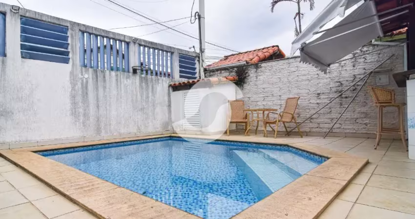 Casa com 3 Quartos à venda, 263m² - Piratininga