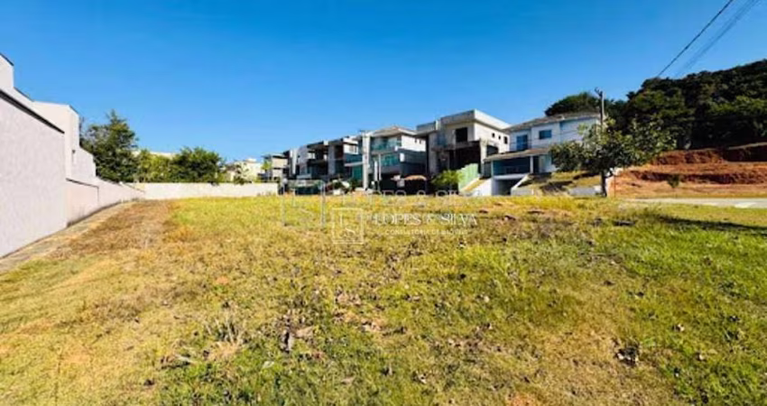 Terreno à venda, 707 m² por R$ 800.000,00 - Condomínio Figueira Garden - Atibaia/SP