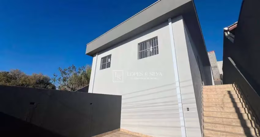 Casa à venda com 2 dormitórios, sendo 1 suíte localizada no bairro santa helena, atibaia, sp