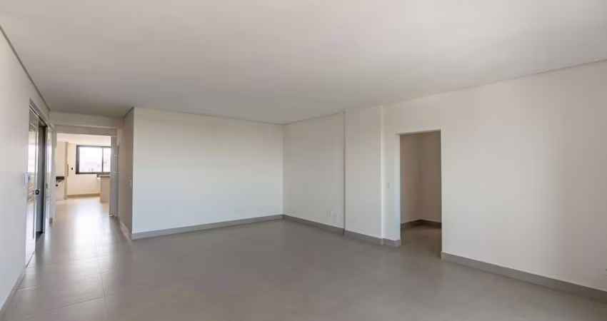 Vendo Cobertura Proximo ao Praia Clube 3 quartos com 3 suítes