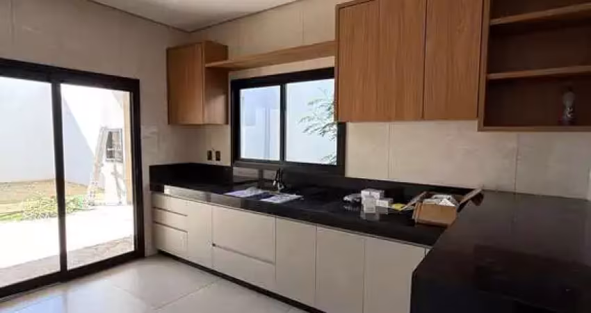 Casa com 3 quartos à venda no Vigilato Pereira, Uberlândia 