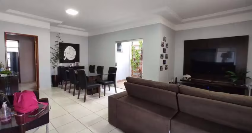 Casa à venda no bairro jardim botânico - uberlândia/mg