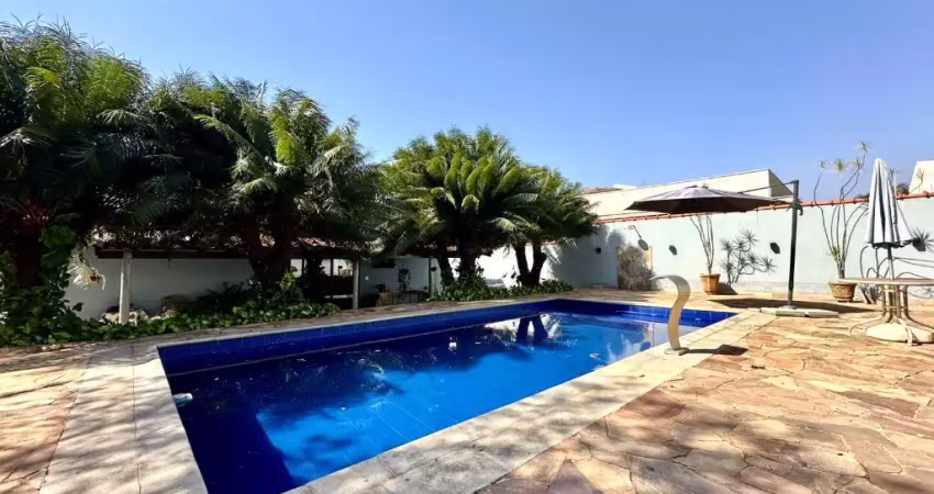 Belíssima casa térrea com 03 dormitórios - city ribeirão