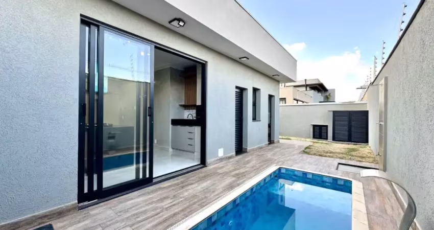 Casa térrea com 03 suítes, 05 banheiros, completa em armários à venda no portal da mata