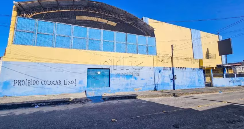 Sala comercial à venda na Edite Braga, 431, Montese, Fortaleza