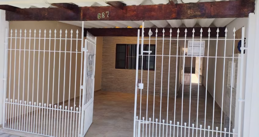 Linda Casa a Venda em Praia Grande!